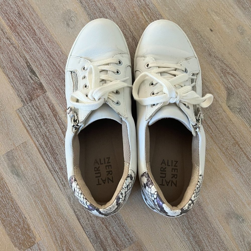 Naturalizer Women's Macayla Women Size 8.5 Tennis Shoe Snakeskin Zipper White - Picture 8 of 16